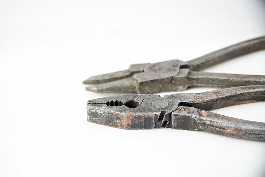 pliers, tools, metal, build, repair, power, iron, rust, old HD wallpaper