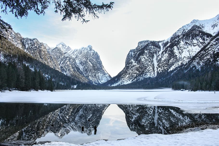 body of water surrounded with mountains, snow, winter, nature HD wallpaper