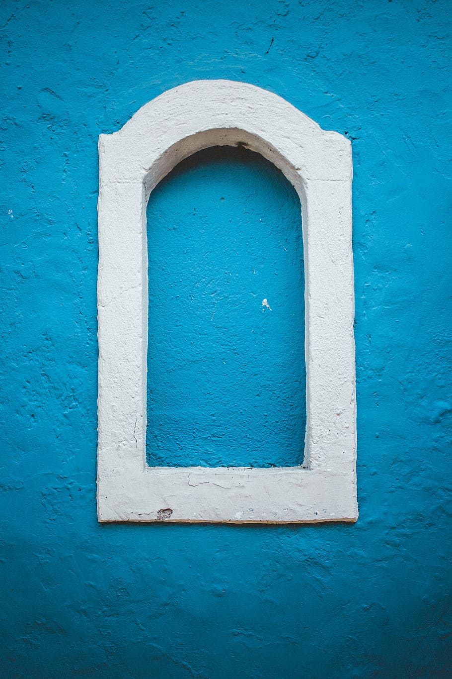 white arch framed wall decor, white concrete arch wall decor HD wallpaper