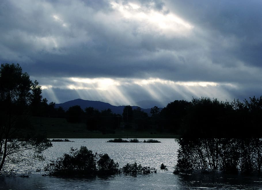 clouds, storm, sunrays, weather, sunbeams, light, atmosphere HD wallpaper