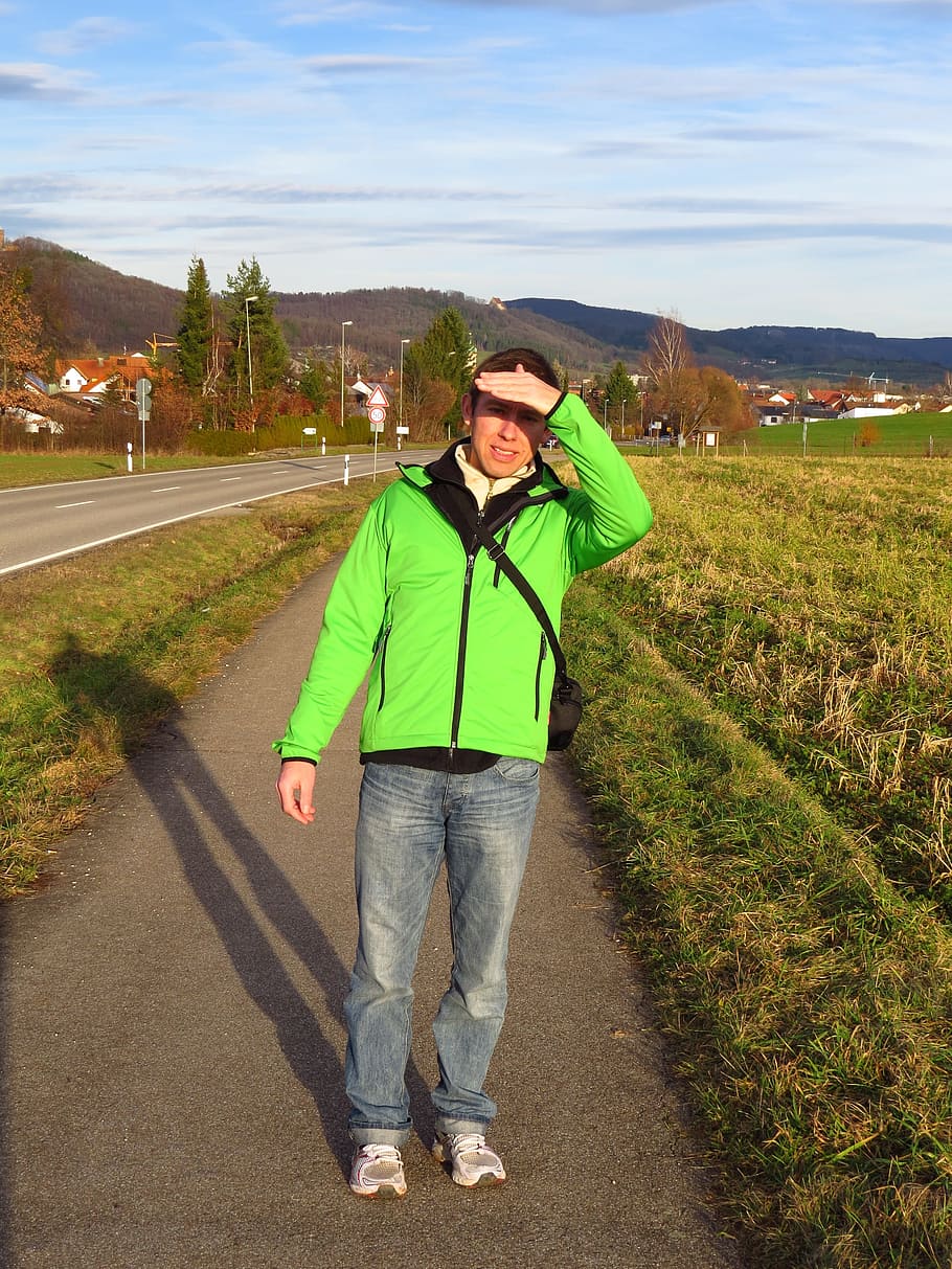 Man, Human, Jacket, ausschau, green, shadow, nature, sun, dazzle HD wallpaper