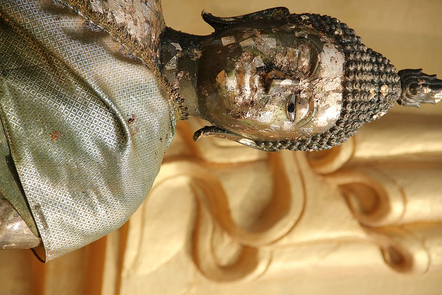 selective focus photography of Buddha statue near beige concrete wall, closeup photo of Buddha, HD wallpaper