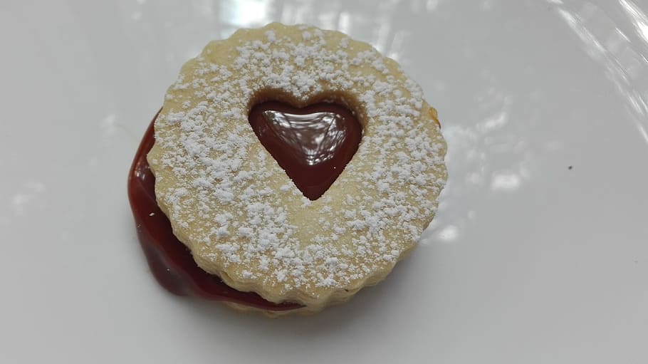 cookie, sugar, dulce de leche, food, food and drink, heart shape HD wallpaper