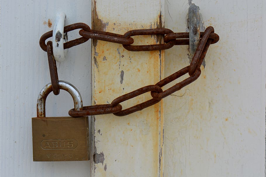 lock, necklace, padlock, rust, safety, metal, security, protection HD wallpaper