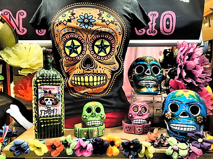 Calavera table decor collection, voodoo, skulls, dead, symbol HD wallpaper