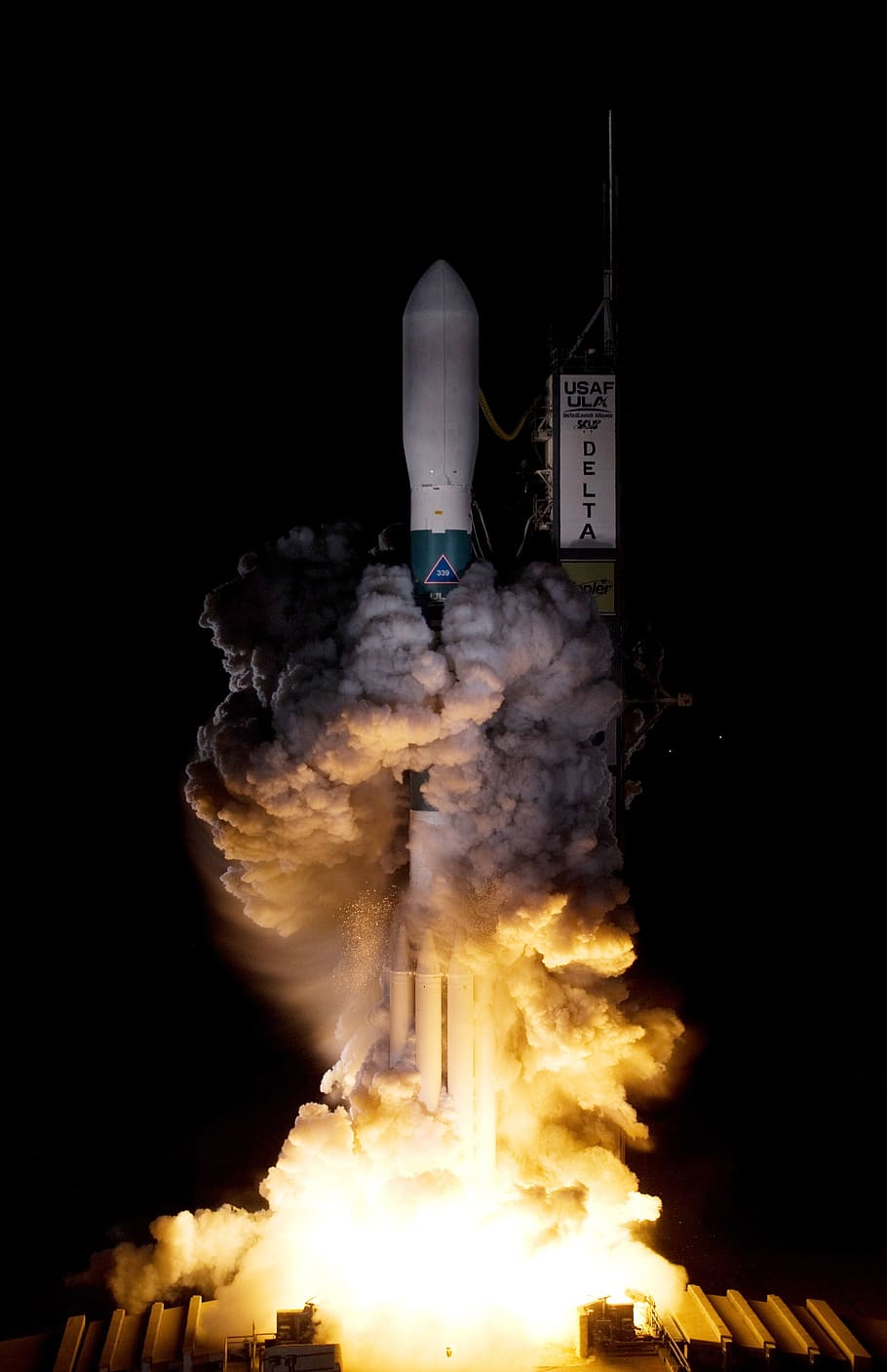white ]space shuttle, rocket launch, rocket mission, space travel
