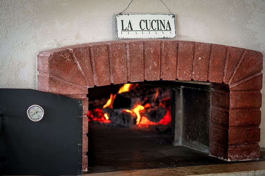 red bricked oven, pizza oven, wood fired pizzas, pizzeria, pizza maker, HD wallpaper