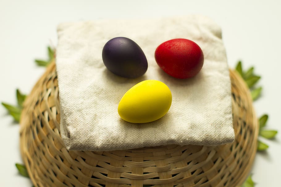 easter, eggs, multi colored, rainbow, blue, green, yellow, purple HD wallpaper