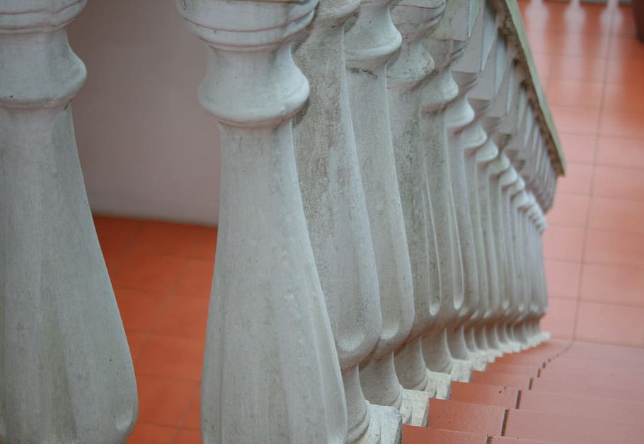 Staircase, Stairs, Steps, red, balustrade, classic, white, parallel HD wallpaper