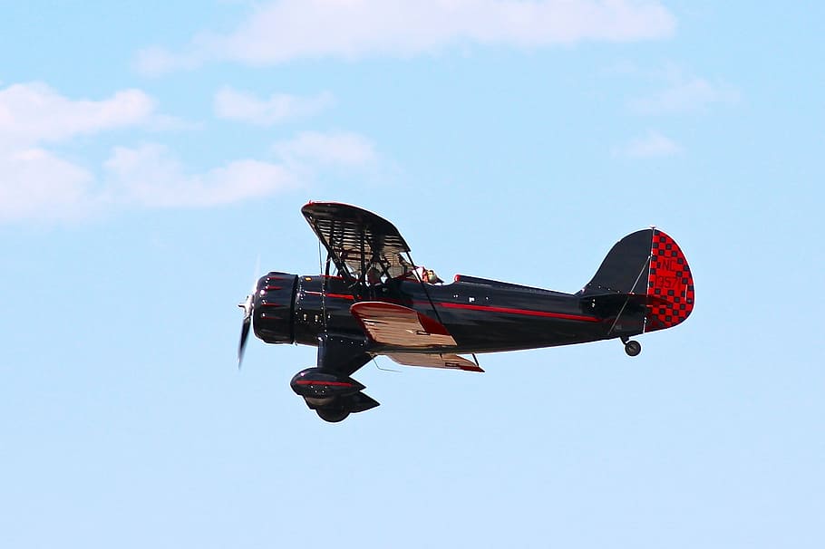 black and red monoplane on flight \, biplane, airplane, oldtimer HD wallpaper