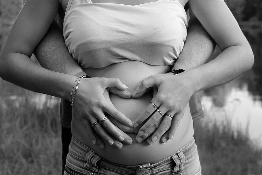 pregnant, belly, hands, heart, love, woman, mother, pregnancy, HD wallpaper