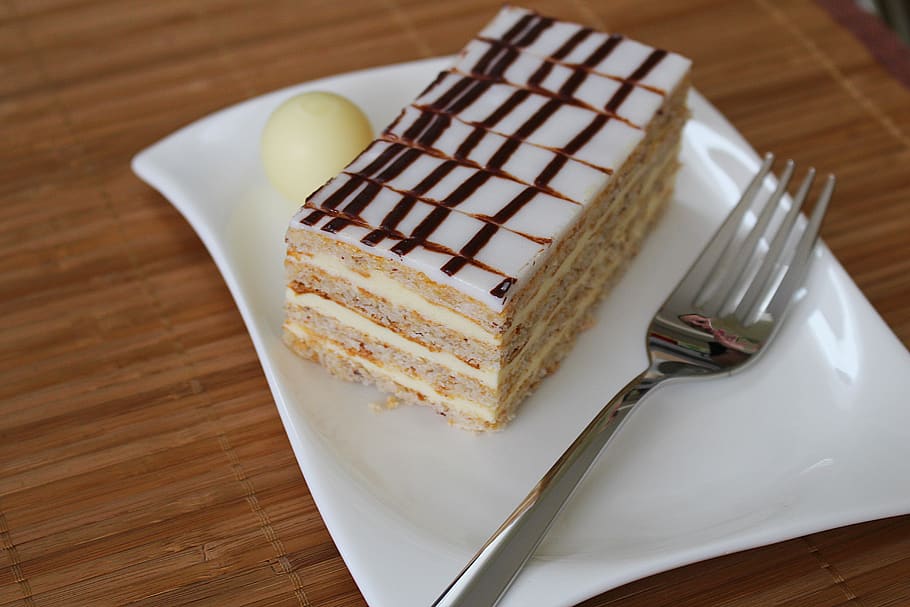 eszterhazyschnitte, cream slice, dessert, food, sweet food HD wallpaper