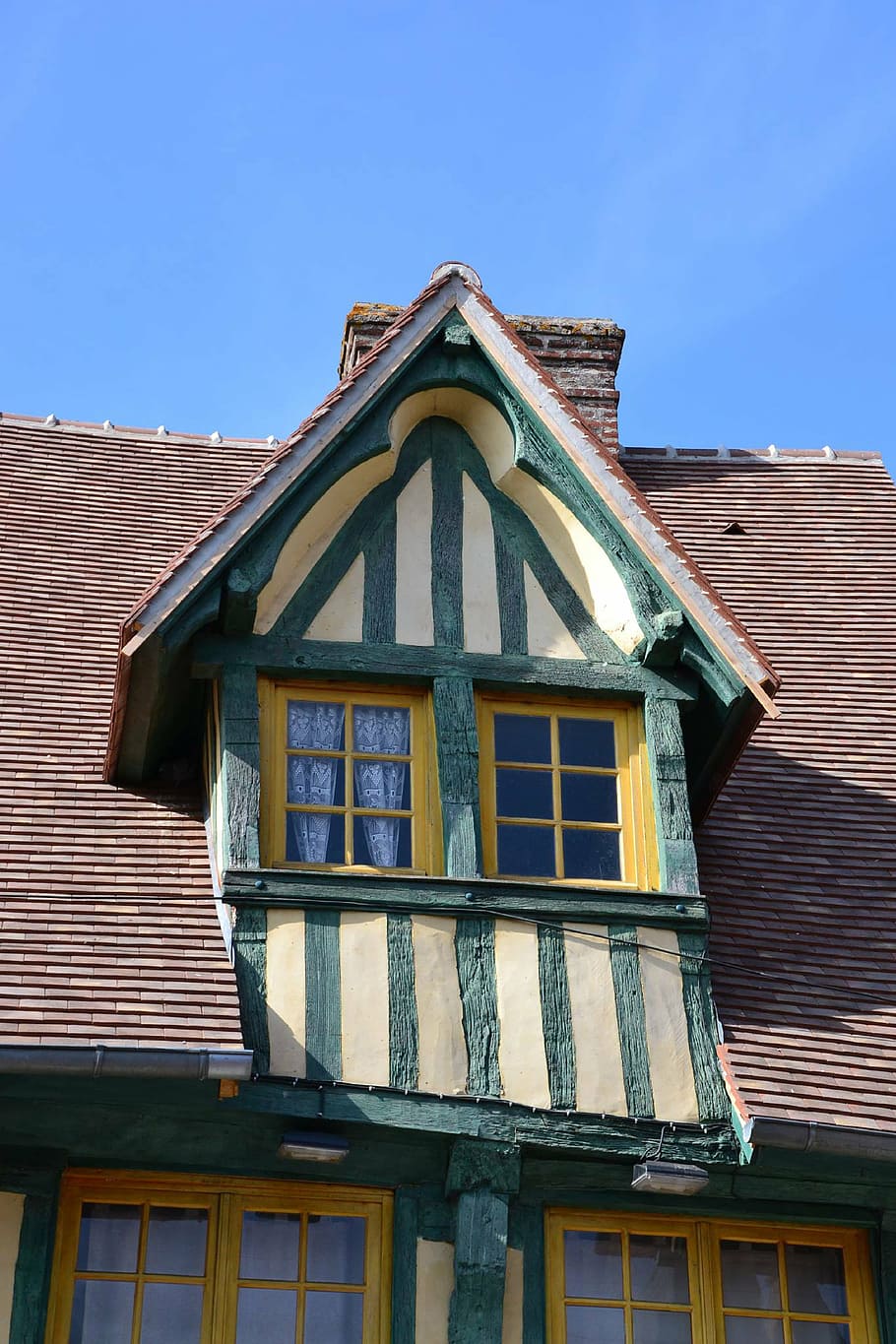 window, facade, pont l ' evêque, architecture, built structure HD wallpaper