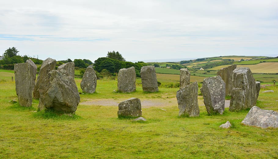 stonehenge at day time, stone circle, drumbeg, prehistoric, archaeology, HD wallpaper