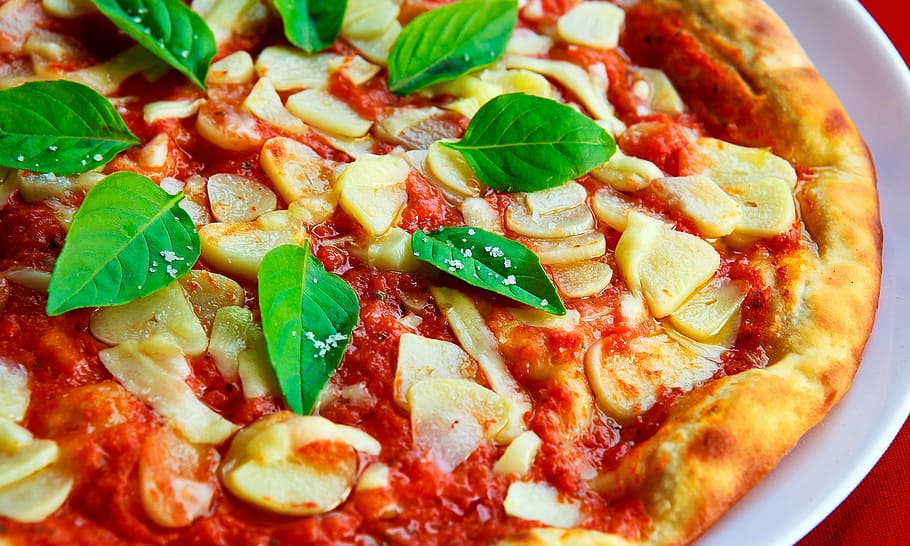 food, pizza, cheese, tomato, baked, meal, dinner, gourmet, mozzarella HD wallpaper