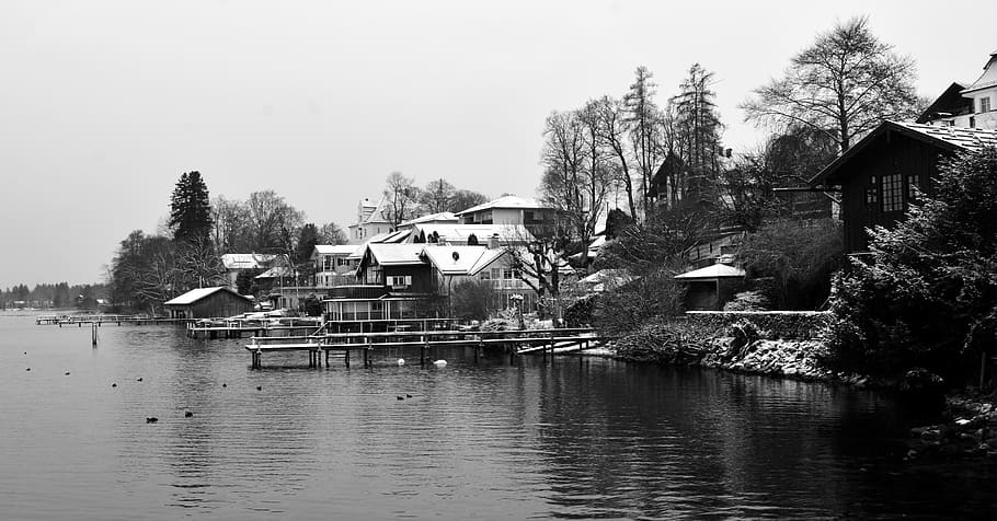 lake, winter, wintry, homes, snow, cold, black white, monochrome HD wallpaper