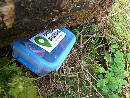 geocache, geocaching, small, logbook, hiding place, search HD wallpaper