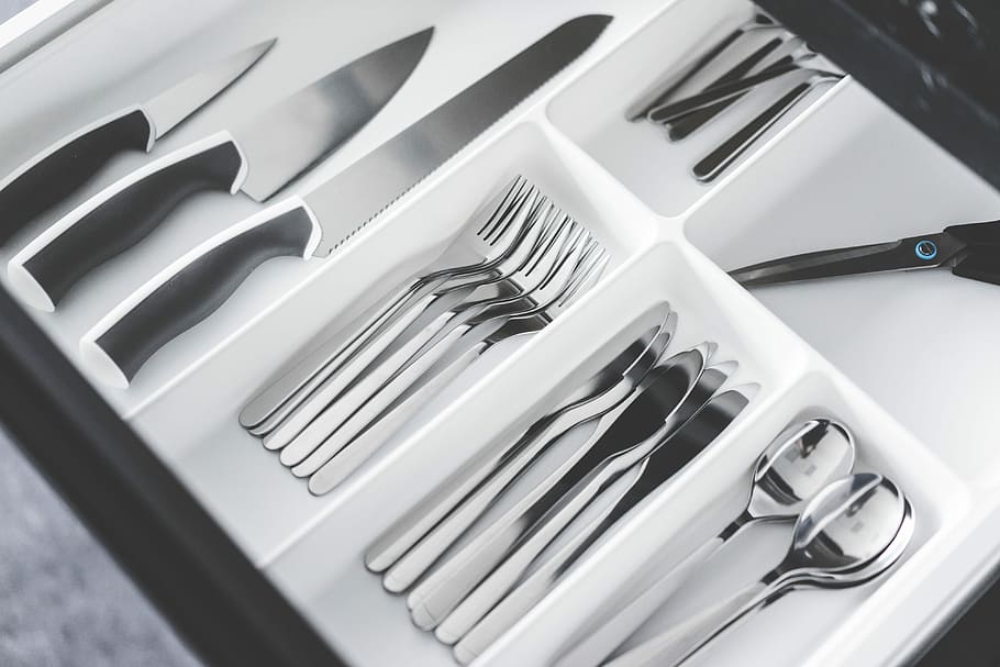White Simple Cutlery Drawer Insert in Kitchen Sideboard, cabinet, HD wallpaper