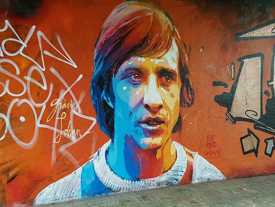 painting of man on wall, graffiti, johan cruyff, football, street-art, HD wallpaper