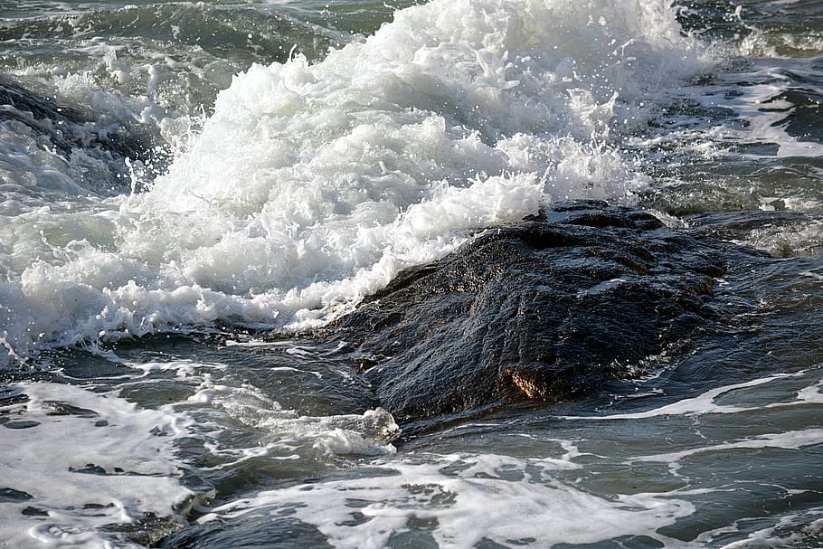 wave, sea, ocean, scum, water, movement, blue, wind, side, rock HD wallpaper