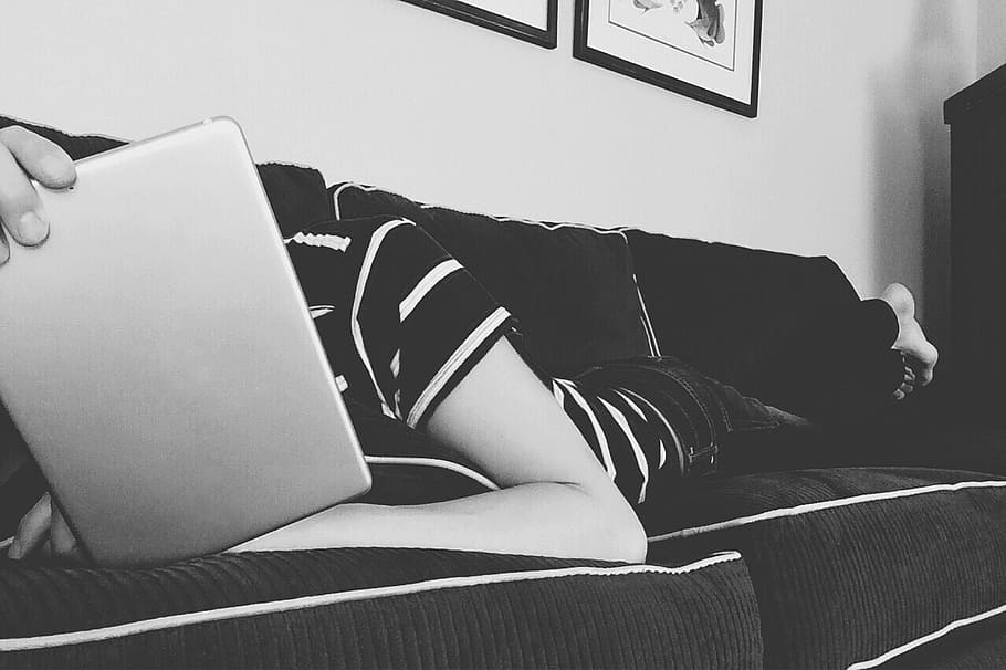 Read, Tablet, Internet, Couch, Person, young, indoors, no people HD wallpaper