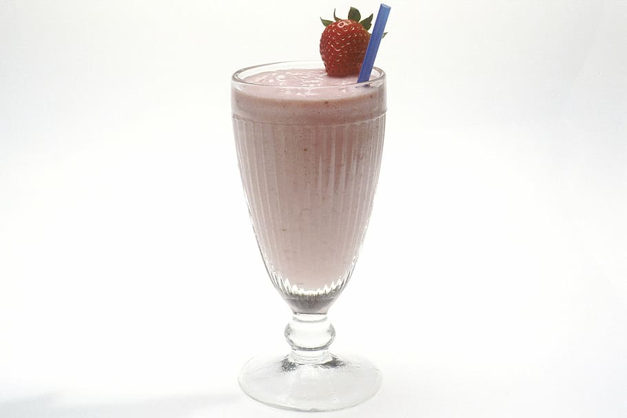 clear parfait glass with strawberry, shake, milk, beverage, healthy, HD wallpaper