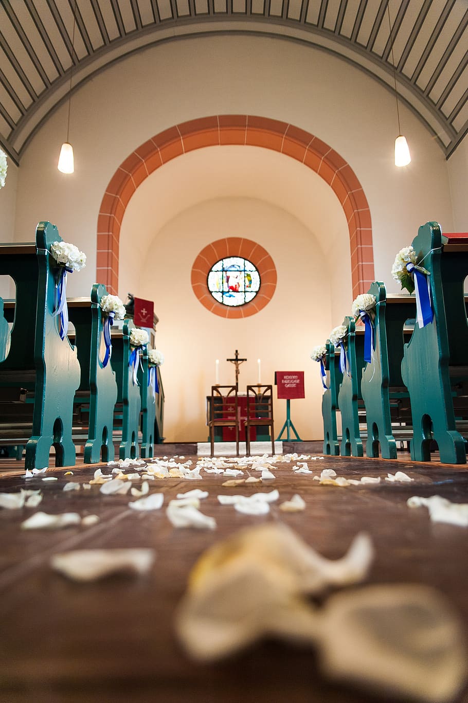 church, output, input range, end, indoors, in a row, no people HD wallpaper