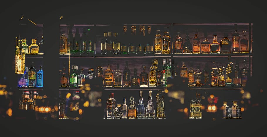 https://c1.wallpaperflare.com/preview/650/476/28/bar-alcohol-bottles-gin.jpg
