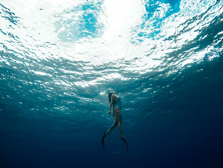 1920x1080px Free Download Hd Wallpaper Woman Swimming Underwater Woman Surfacing On Water