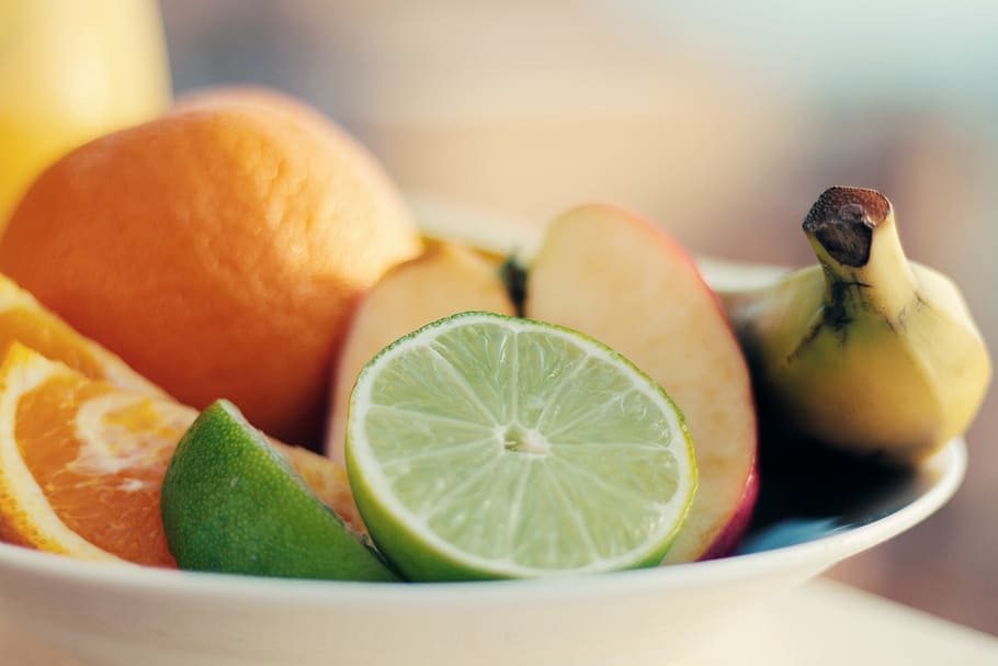 selective focus photography of bowl of fruits, sliced, plated HD wallpaper