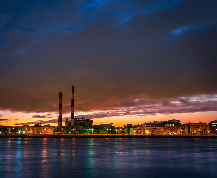 cityscape by night photo, twilight, sunset, water, river, architecture HD wallpaper