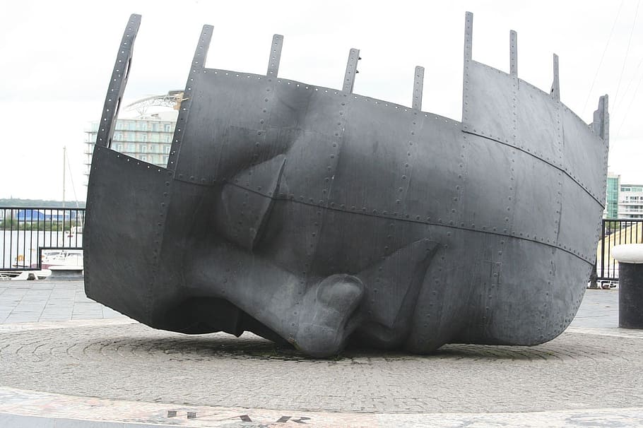 gray steel face figure, war, memorial, ship, wreck, monument HD wallpaper