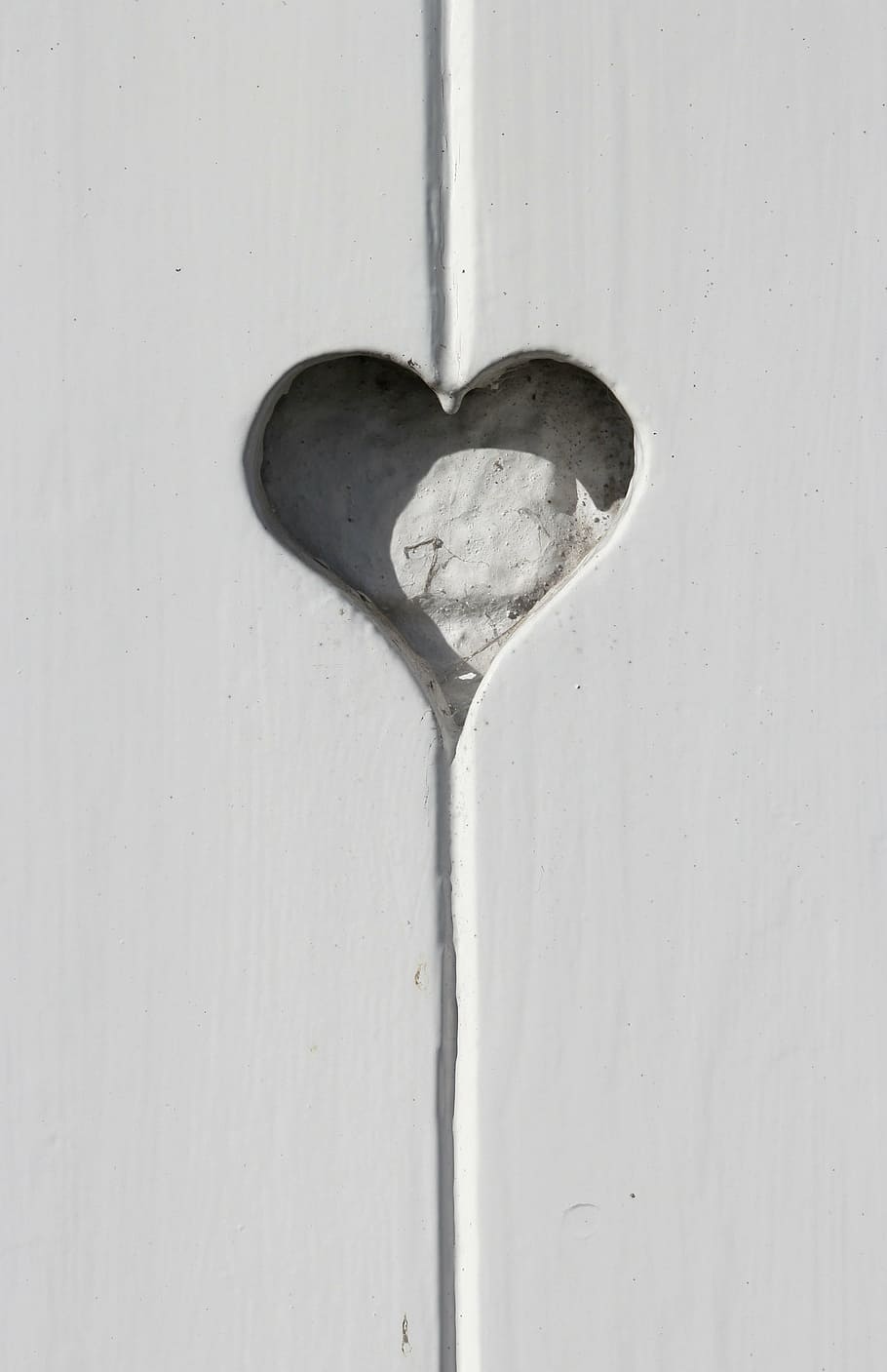 gray wooden board, heart, shape, wall, white, love, close-up HD wallpaper
