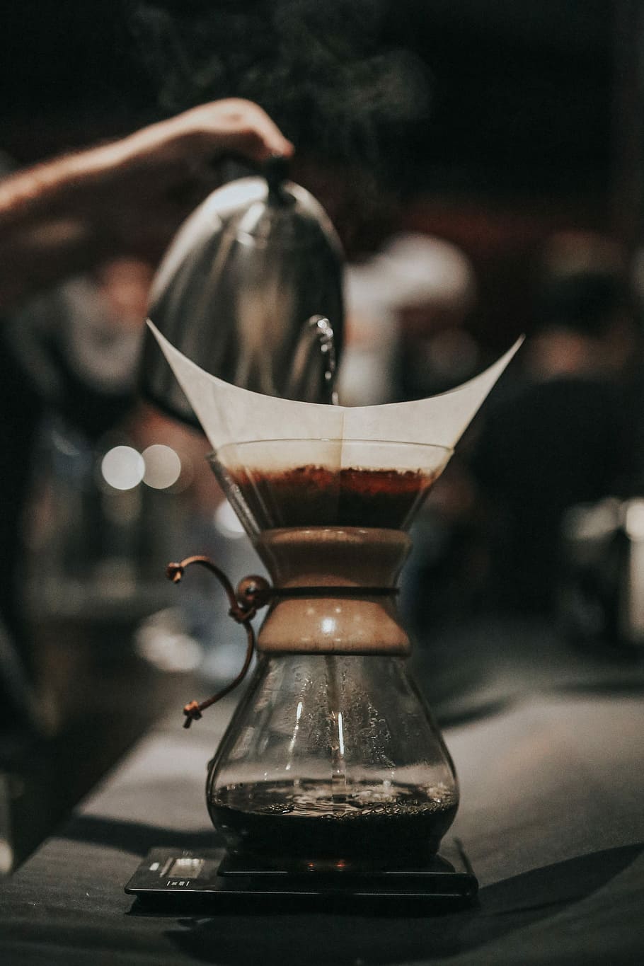 shallow focus photography of black and brown coffeemaker, selective focus photography of coffee on cup HD wallpaper