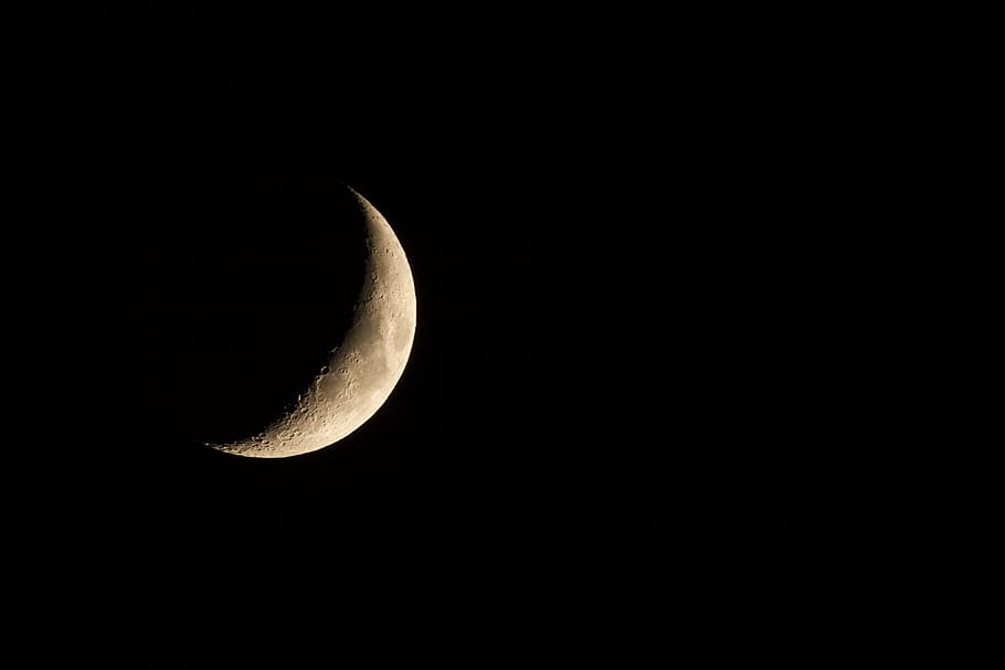 crescent moon on night, increasingly, moon craters, space, astronomy HD wallpaper