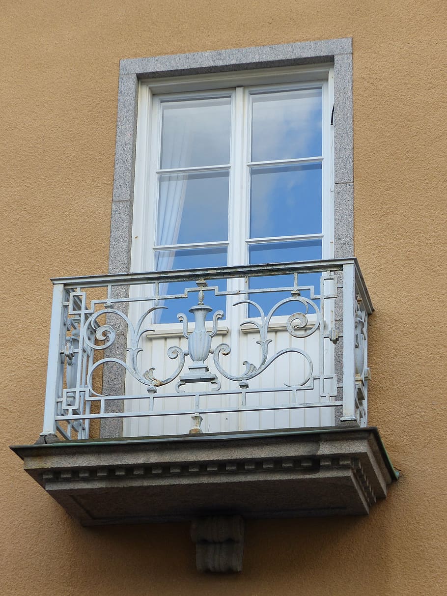 building, house, balcony, window, city, curtains, wrought, architecture HD wallpaper