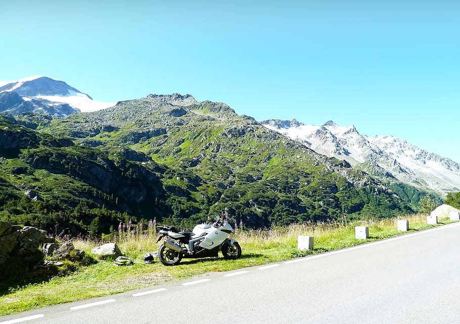 Motorcycle, White, Snow, blue, green, summer, sunny, switzerland, HD wallpaper