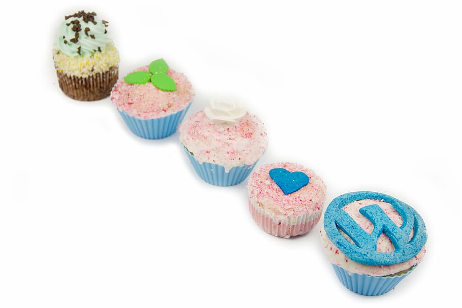 cupcakes, wordpress, sweets, bakery, delicious, cream, design HD wallpaper