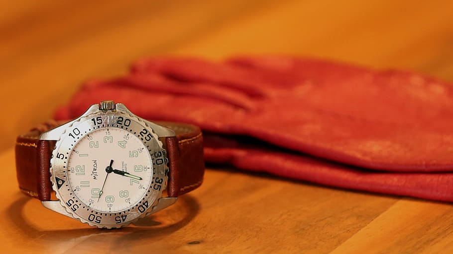 clock, wrist watch, packshot, time, glove, red, table, wood board HD wallpaper