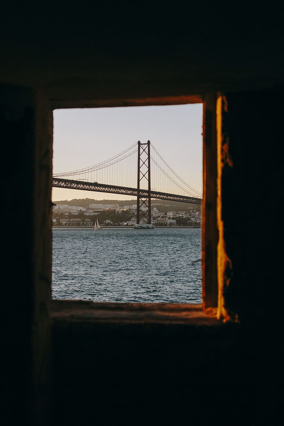 window with view of San Francisco bridge, bridge through window during daytime HD wallpaper