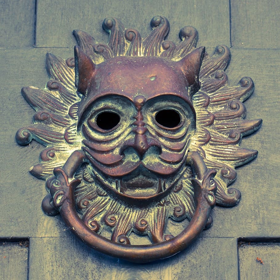 brown metal door bell, Door Knocker, South Carolina, Charleston