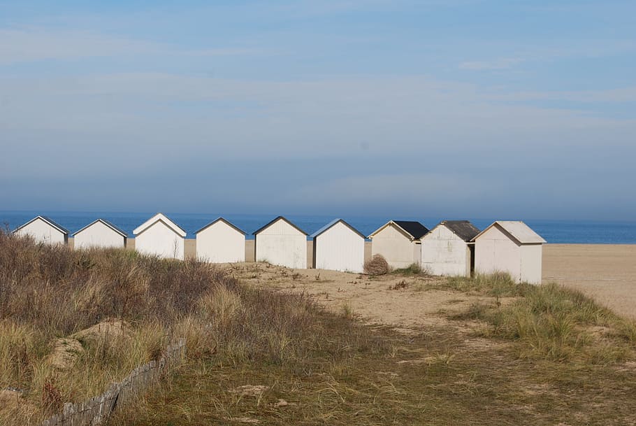 beach, sea, cabin, holiday, sand, ouistreham, normandy, land HD wallpaper
