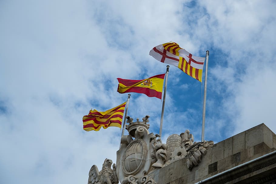 flags, spain, wind, historically, flutter, barcelona, catalonia HD wallpaper
