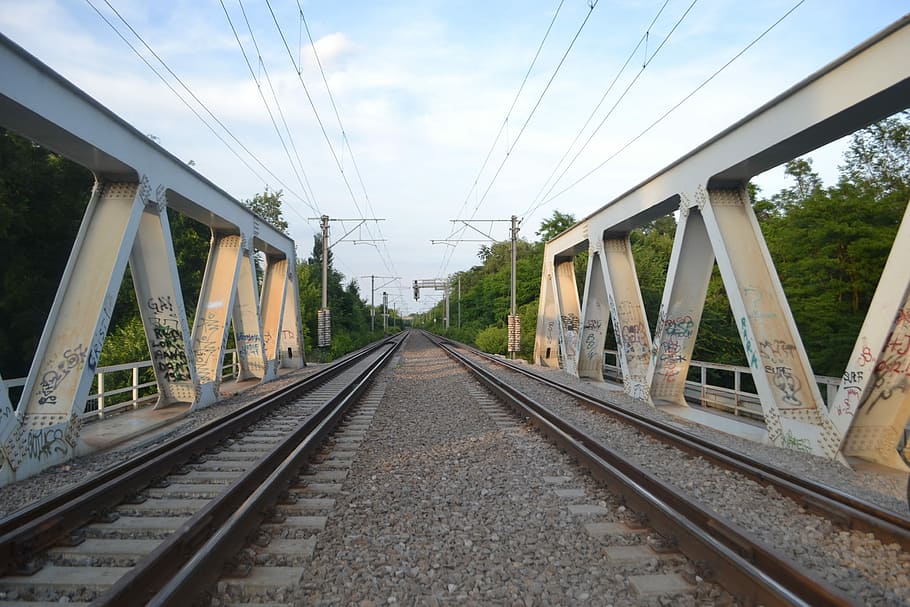 Bucharest, Romania, Railway, park, blue sky, east europe, capital city of romania HD wallpaper