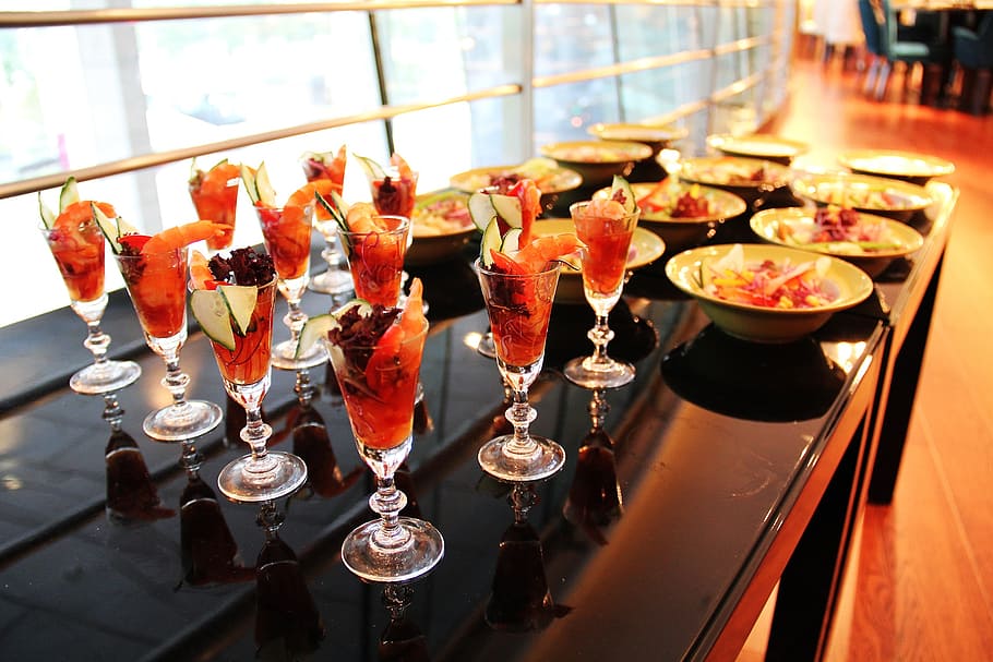 table filled with cocktails and vegetables, buffet, salad, gourmet HD wallpaper