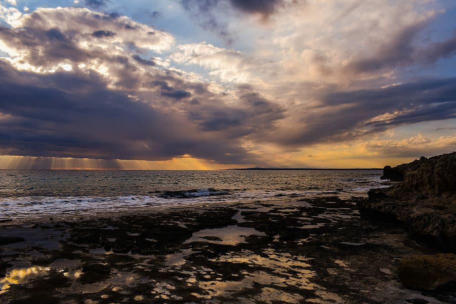 Evening, Dusk, Sea, Coast, Clouds, sky, sunbeam, sunlight, scenery HD wallpaper