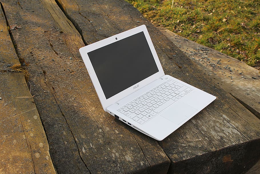 white Asus laptop placed on table, notebook, work, independent HD wallpaper