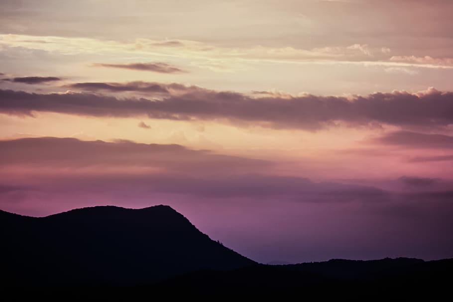 silhouette of mountain during dawn, silhouette photo of mountains HD wallpaper