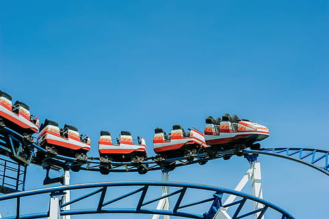 Red and White Roller Coaster on Railings, amusement park, blue sky HD wallpaper