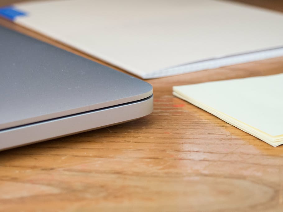white printer paper on brown wooden surface, silver, device HD wallpaper